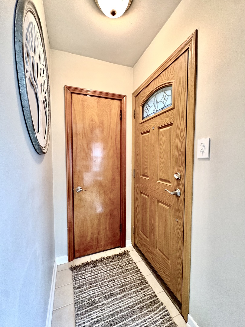 10223 S Spaulding Avenue