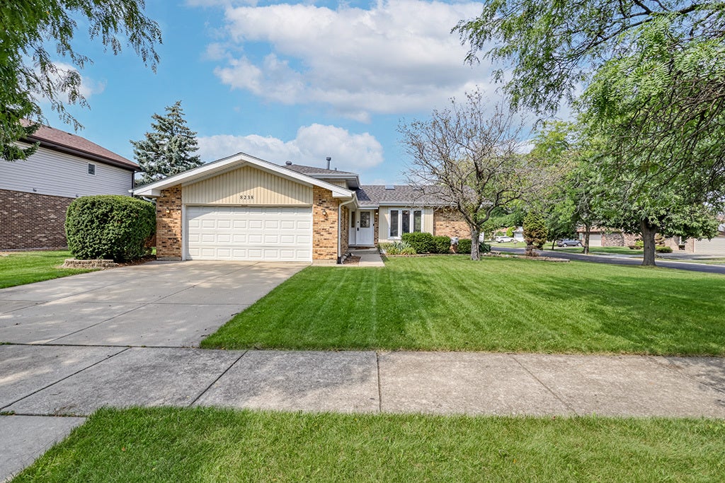 8238 164th Street