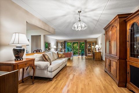 Tiny photo for 5340 N Lowell Avenue #208, Chicago, IL 60630 (MLS # 12497058)