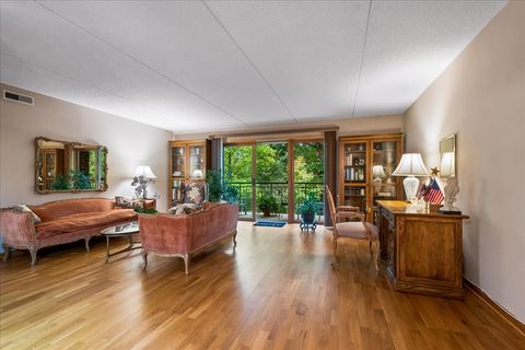 Tiny photo for 5340 N Lowell Avenue #208, Chicago, IL 60630 (MLS # 12497058)