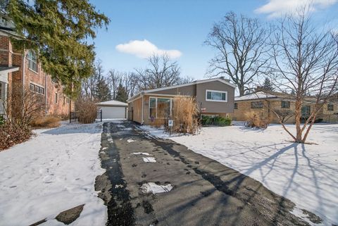 Tiny photo for 405 S Fairfield Avenue, Lombard, IL 60148 (MLS # 12529605)