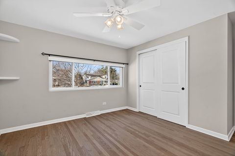 Tiny photo for 405 S Fairfield Avenue, Lombard, IL 60148 (MLS # 12529605)
