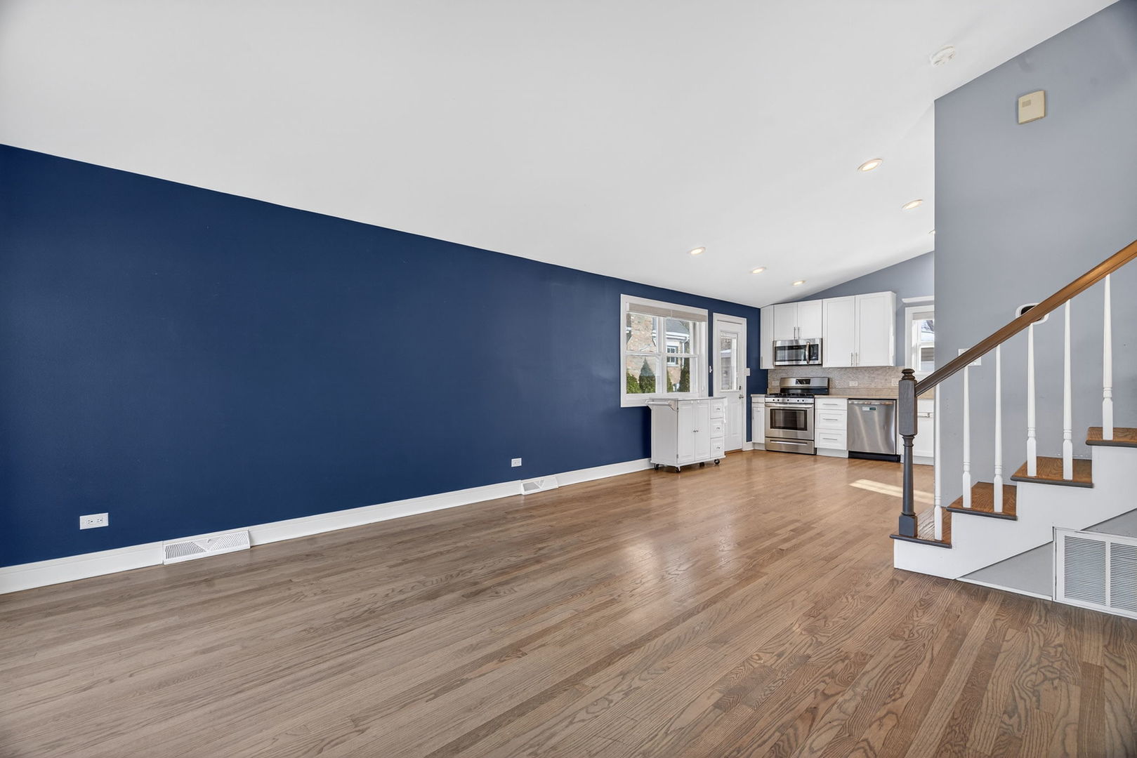 405 S Fairfield Avenue