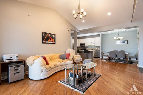 Tiny photo for 1705 Pavilion Way #503, Park Ridge, IL 60068 (MLS # 12600937)