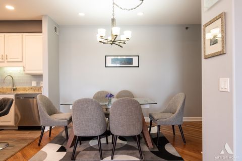 Tiny photo for 1705 Pavilion Way #503, Park Ridge, IL 60068 (MLS # 12600937)
