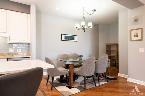 Tiny photo for 1705 Pavilion Way #503, Park Ridge, IL 60068 (MLS # 12600937)