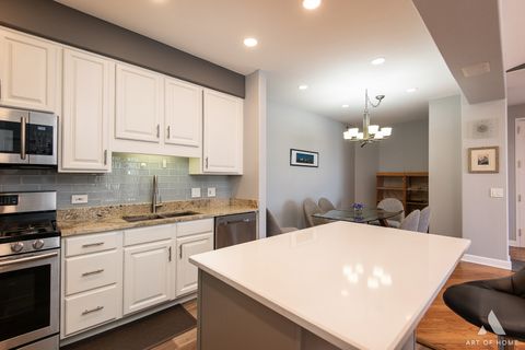 Tiny photo for 1705 Pavilion Way #503, Park Ridge, IL 60068 (MLS # 12600937)