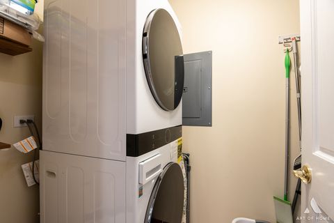 Tiny photo for 1705 Pavilion Way #503, Park Ridge, IL 60068 (MLS # 12600937)