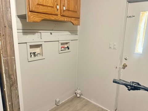 Tiny photo for 1213 Baynes Street, Metropolis, IL 62960 (MLS # 12550566)