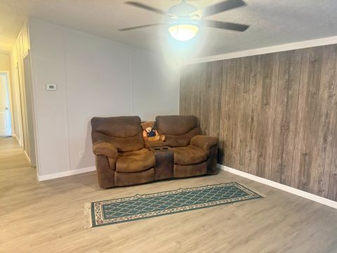 Tiny photo for 1213 Baynes Street, Metropolis, IL 62960 (MLS # 12550566)