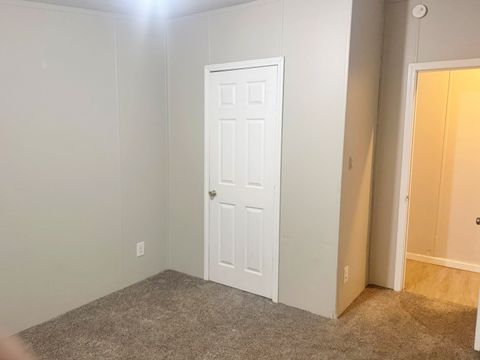 Tiny photo for 1213 Baynes Street, Metropolis, IL 62960 (MLS # 12550566)