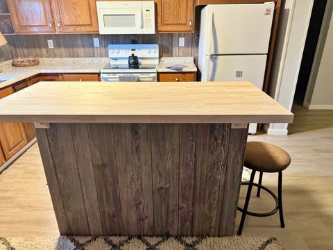 Tiny photo for 1213 Baynes Street, Metropolis, IL 62960 (MLS # 12550566)