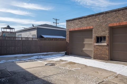 Tiny photo for 2418 Oak Park Avenue, Berwyn, IL 60402 (MLS # 12558347)