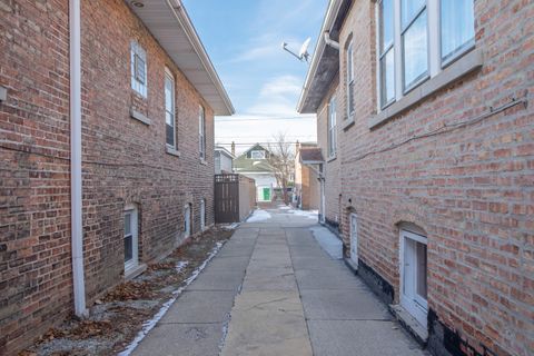 Tiny photo for 2418 Oak Park Avenue, Berwyn, IL 60402 (MLS # 12558347)