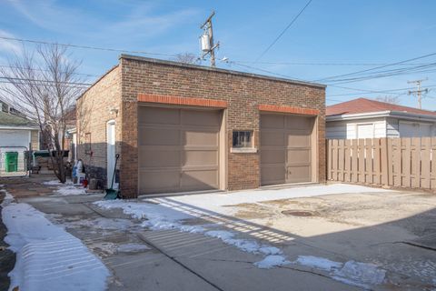 Tiny photo for 2418 Oak Park Avenue, Berwyn, IL 60402 (MLS # 12558347)