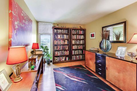 Tiny photo for 1 Maple Tree Court, Elmhurst, IL 60126 (MLS # 12600900)