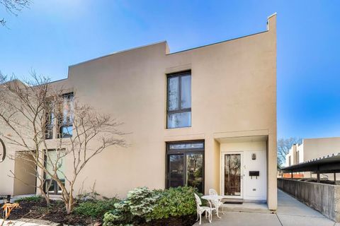 1 Maple Tree Court Elmhurst IL 60126