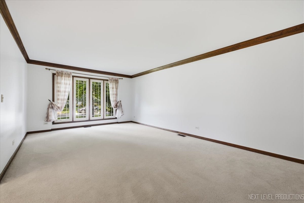 2318 River woods Drive