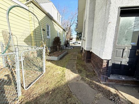 Tiny photo for 1007 Low Street, Bloomington, IL 61701 (MLS # 12541100)