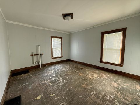 Tiny photo for 1007 Low Street, Bloomington, IL 61701 (MLS # 12541100)