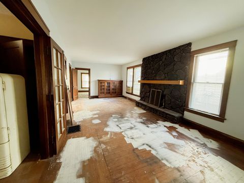 Tiny photo for 1007 Low Street, Bloomington, IL 61701 (MLS # 12541100)