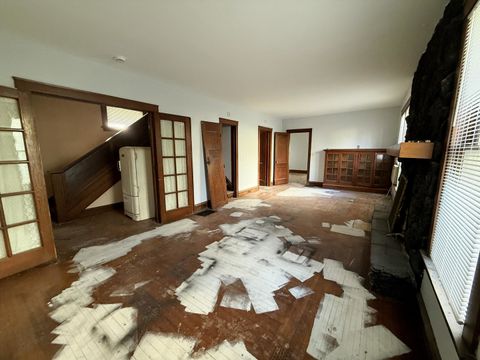 Tiny photo for 1007 Low Street, Bloomington, IL 61701 (MLS # 12541100)