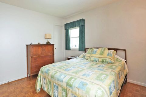 Tiny photo for 65 Lonsdale Road, Elk Grove Village, IL 60007 (MLS # 12618231)