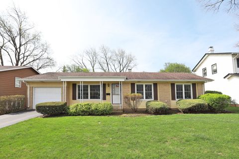 Photo of 65 Lonsdale Road, Elk Grove Village, IL 60007 (MLS # 12618231)
