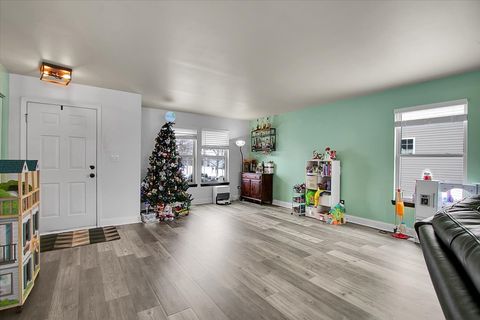 Tiny photo for 806 Treesdale Way, Joliet, IL 60431 (MLS # 12536953)