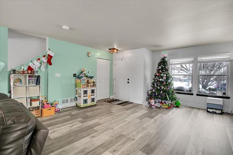 Tiny photo for 806 Treesdale Way, Joliet, IL 60431 (MLS # 12536953)