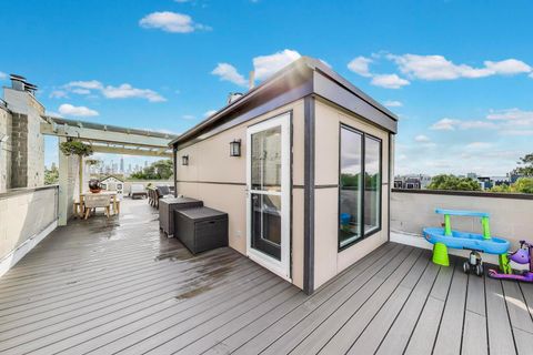 Tiny photo for 926 N Honore Street #2, Chicago, IL 60622 (MLS # 12619339)