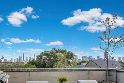 Tiny photo for 926 N Honore Street #2, Chicago, IL 60622 (MLS # 12619339)