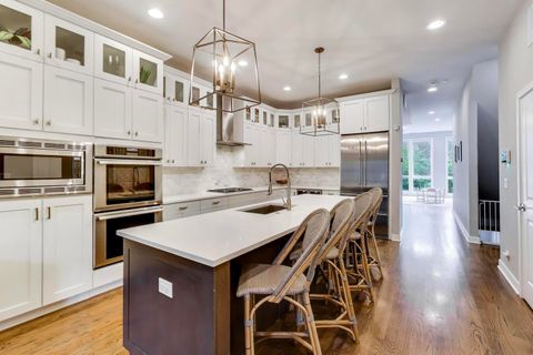 Tiny photo for 926 N Honore Street #2, Chicago, IL 60622 (MLS # 12619339)