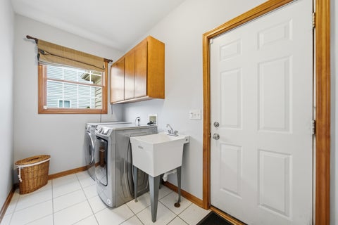 Tiny photo for 3423 Goldfinch Drive, Naperville, IL 60564 (MLS # 12724833)