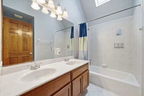 Tiny photo for 3423 Goldfinch Drive, Naperville, IL 60564 (MLS # 12724833)