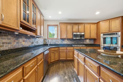 Tiny photo for 3423 Goldfinch Drive, Naperville, IL 60564 (MLS # 12724833)