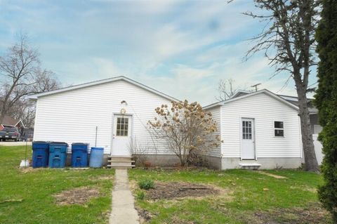 Tiny photo for 112 W Chippewa Street, Dwight, IL 60420 (MLS # 12587927)