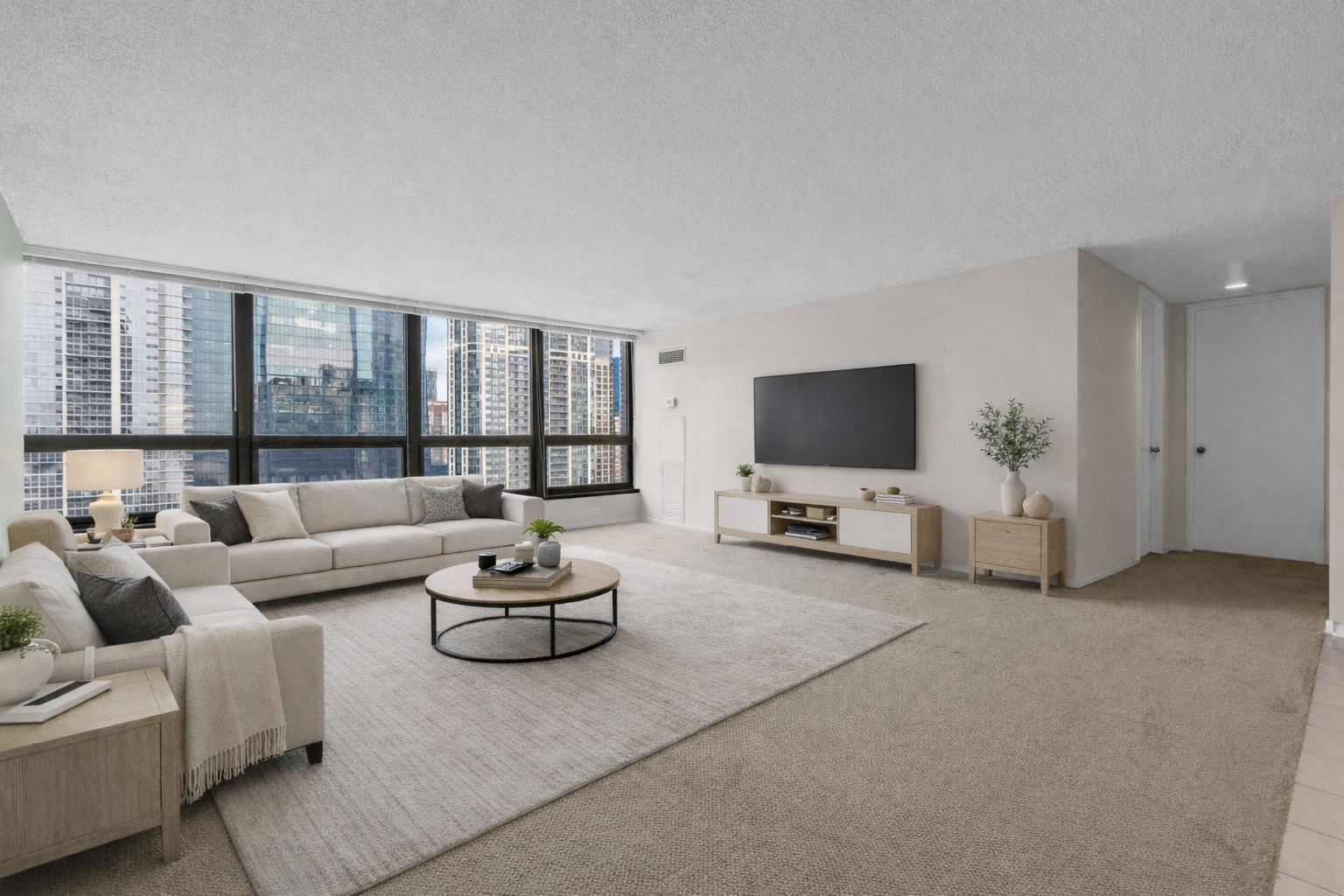 360 E Randolph Street 2307