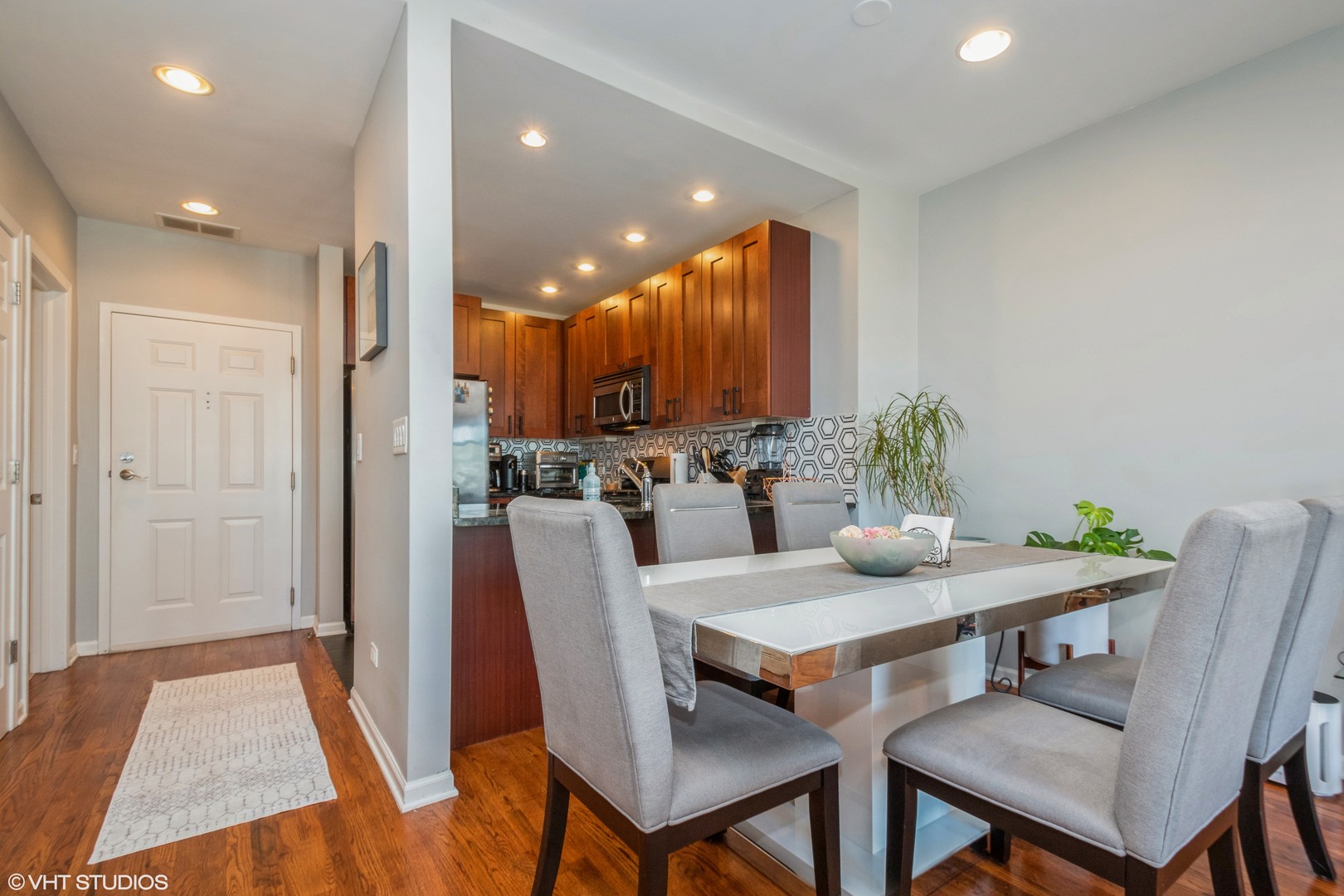 657 W FULTON Street 509