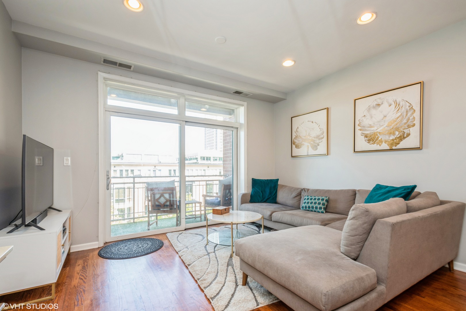 657 W FULTON Street 509