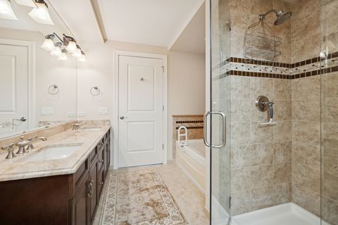 Tiny photo for 10 E Burlington Street #2B, Riverside, IL 60546 (MLS # 12513179)