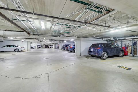 Tiny photo for 10 E Burlington Street #2B, Riverside, IL 60546 (MLS # 12513179)