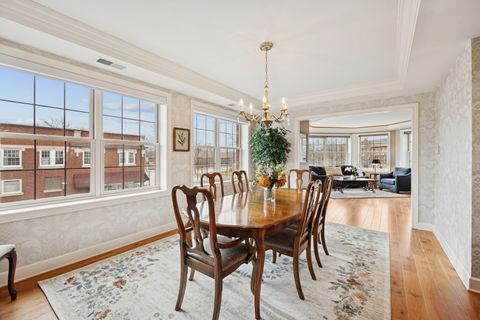 Tiny photo for 10 E Burlington Street #2B, Riverside, IL 60546 (MLS # 12513179)