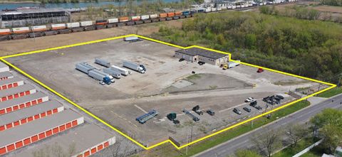 2000 Dolton Road 2000 Calumet City IL 60409