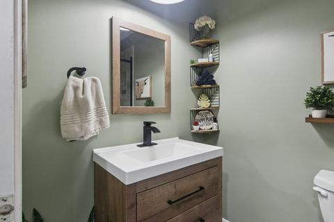 Tiny photo for 4908 Tile Line Road, Crystal Lake, IL 60012 (MLS # 12589943)