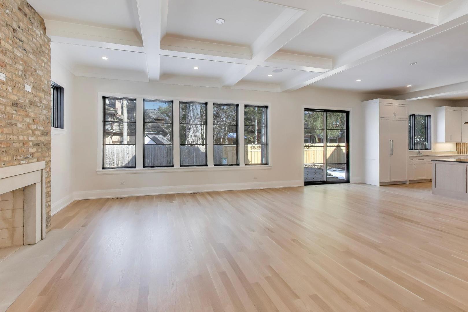 2938 Indianwood Road