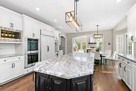 Tiny photo for 3S412 Saddle Ridge Court, Warrenville, IL 60555 (MLS # 12686358)