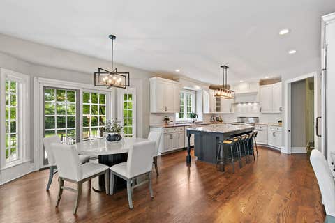 Tiny photo for 3S412 Saddle Ridge Court, Warrenville, IL 60555 (MLS # 12686358)