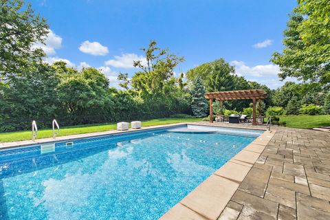 Tiny photo for 3S412 Saddle Ridge Court, Warrenville, IL 60555 (MLS # 12686358)