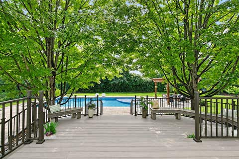 Tiny photo for 3S412 Saddle Ridge Court, Warrenville, IL 60555 (MLS # 12686358)